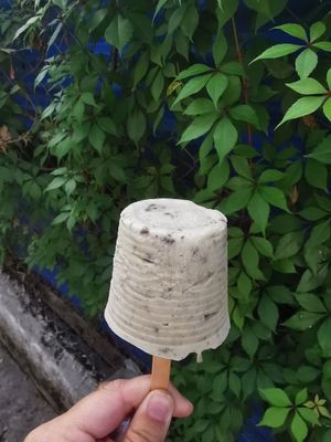 Dulce ice cream at Ciao Cacao Hostel & Cafe in Flores