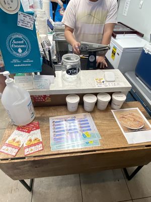 Where you order at Sweet Creams in Honolulu