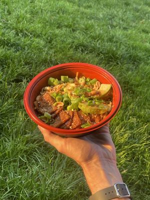 Yaki Soba vegan (with tofu)   at Hélou Sushi House in Paris