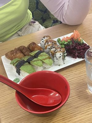 Sushi platterr  at Hélou Sushi House in Paris