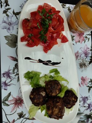Vegan meatballs at Zebu in Bologna