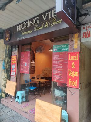 Open April 2022 at Huong Viet in Hanoi