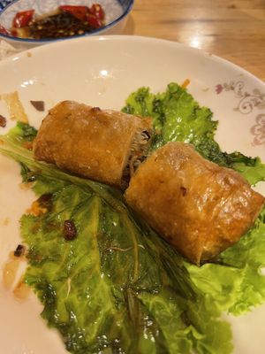 Veggie fried spring roll  at Huong Viet in Hanoi