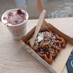  at Otto Waffle Atelier in Bruges