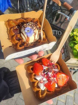  at Otto Waffle Atelier in Bruges