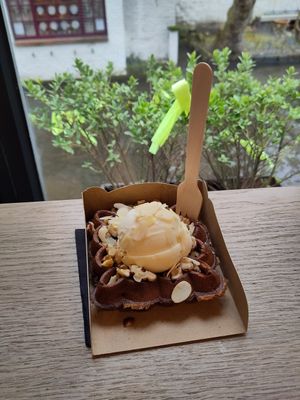  at Otto Waffle Atelier in Bruges