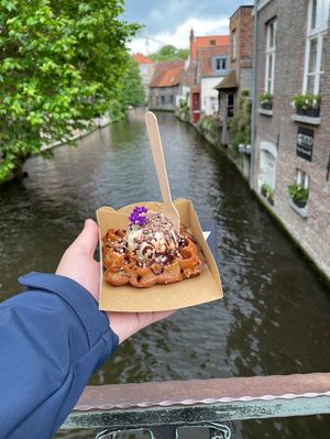 Chocolate Lady waffle  at Otto Waffle Atelier in Bruges