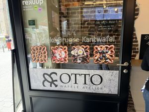 Voordeur  at Otto Waffle Atelier in Bruges