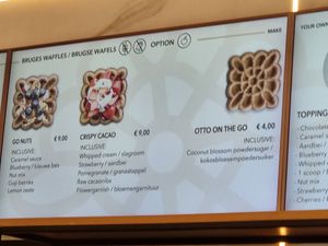Menu options, all toppings are standardly vegan at Otto Waffle Atelier in Bruges