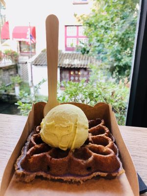   at Otto Waffle Atelier in Bruges