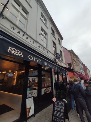  at Otto Waffle Atelier in Bruges