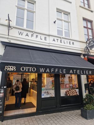  at Otto Waffle Atelier in Bruges