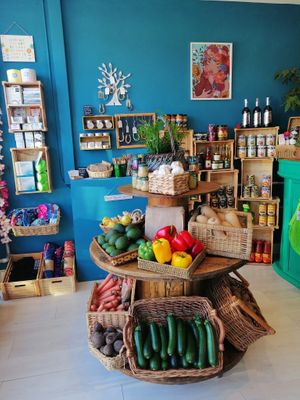Fresh, Plastic Free, Organic Fruit & Vegetables at Conscious Cow in Worthing