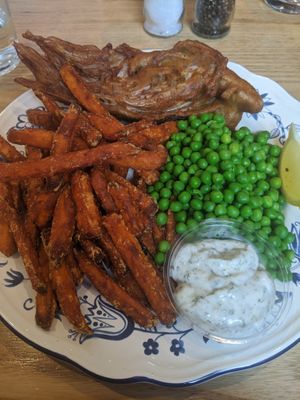 Banana blossom 'fish' with sweet potato fries, peas and tartare sauce at Conscious Cow in Worthing
