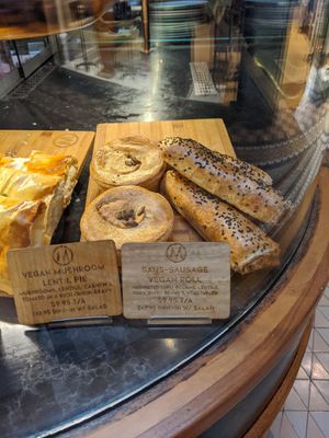 Vegan pies & sausage rolls available and looked delicious 😋 at Metropole QVB in Sydney