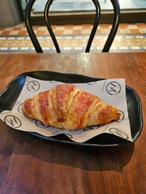 Vegan raspberry croissant at Metropole QVB in Sydney