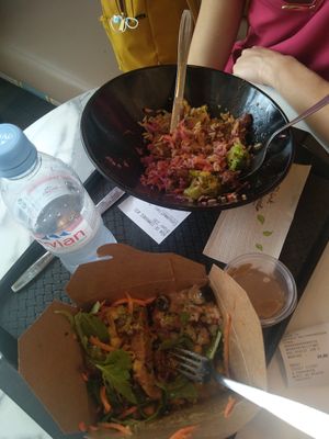 Photo pas bien flatteuse car à la moitié du repas at Copper Branch - Cours Charlemagne in Lyon