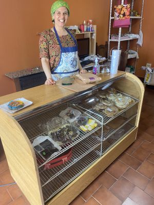 Rico almuerzo vegano y dulces, atendido por su propia dueña😉 at Re-Activa Sin Gluten in Rio Gallegos