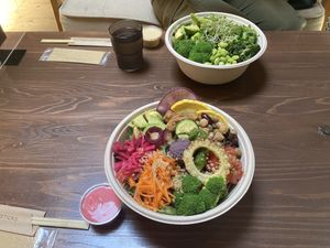Buddha bowl and green bowl  at Very Veggy-SALAD WORKS- in Fujisawa