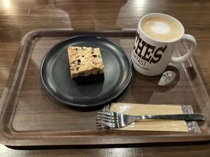 Brokkie and oat latte  at Very Veggy-SALAD WORKS- in Fujisawa