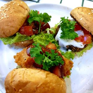  at Burgreens - Oakwood in Jakarta