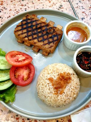  at Burgreens - Oakwood in Jakarta