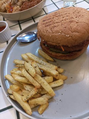  at Burgreens - Oakwood in Jakarta