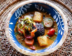 One of the best vegans dish I've ever eaten!
Def we'll be back to that gem.
Friendly staff, amazing decor, and many options on their menu.
 at Biorgânico in Quarteira