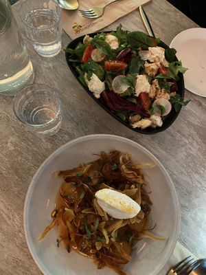 green salad and sweet potato at Food Does Matter 푸드더즈매터 in Seoul