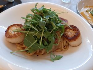 "scallop" pasta at Food Does Matter 푸드더즈매터 in Seoul