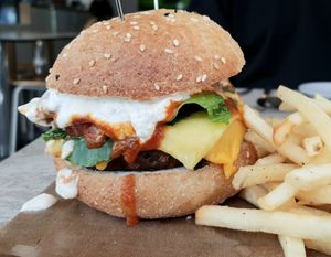 cheeseburger - close-up at Food Does Matter 푸드더즈매터 in Seoul