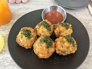 Sweetcorn fritters at Food Does Matter 푸드더즈매터 in Seoul