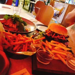 관자파스타 데리야키버거 at Food Does Matter 푸드더즈매터 in Seoul