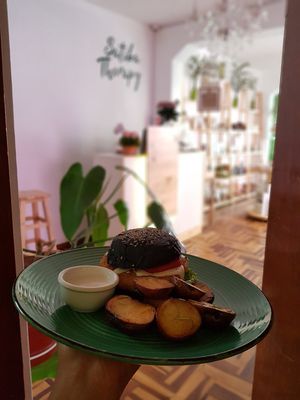 Quinoa burguer at Satiba in Arequipa