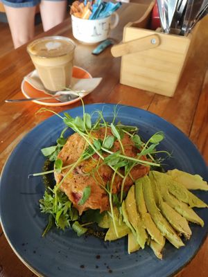 Vegan corn fritters with a nice latte at Fat Dog in Rotorua