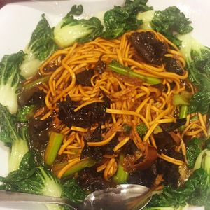 longevity noodles at Fan Cai Xiang Vege in Kuala Lumpur