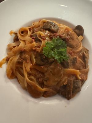 Fettuccini Amor di pasta  at Amor Di Pasta in Miami