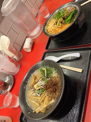 Tantan men (upper) and miso ramen (lower)  at Jikasei Mensho in Tokyo