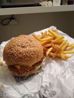 Your Mama burger at Mother Burger - Saldanha in Lisbon