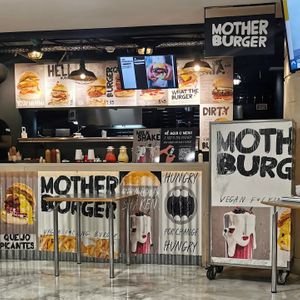  at Mother Burger - Saldanha in Lisbon