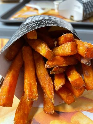 Sweet potato's chips at Mother Burger - Saldanha in Lisbon