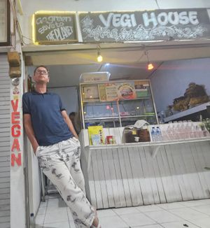  at Vegi House in Singaraja