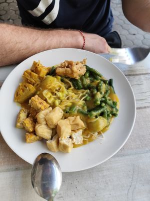  at Vegi House in Singaraja