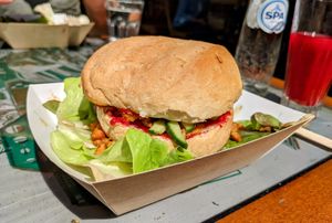  at Ventre Content in Liege