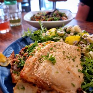 Lunch at Ventre Content in Liege