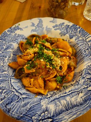  at Ventre Content in Liege