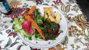  at Ventre Content in Liege