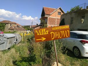 Entrance sign at Villa Dihovo in Dihovo