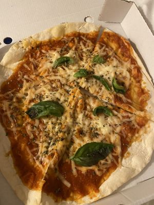 Cheese pizza at The Green Affair - Chiado in Lisbon