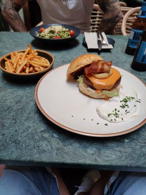 Vegan burger at The Green Affair - Chiado in Lisbon